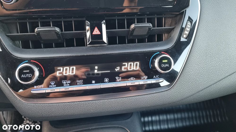 Toyota Corolla 1.8 Hybrid Comfort - 15