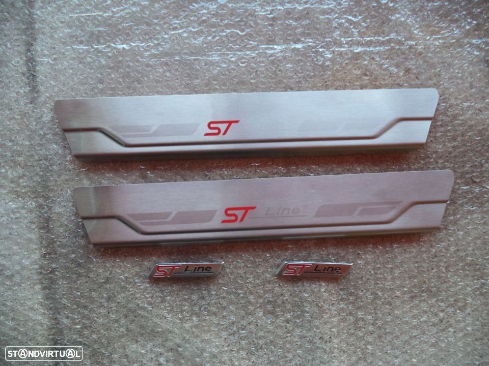 Emblemas/soleiras  Ford Fiesta ST-Line ano 2020 (usados) - 1