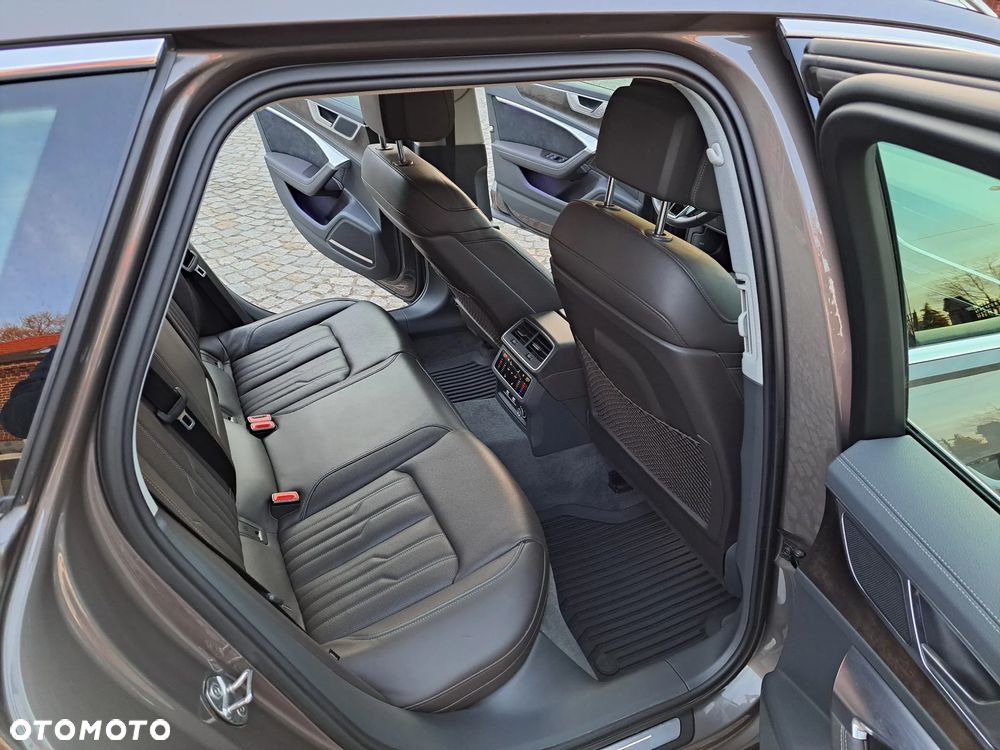 Audi A6 Allroad - 15