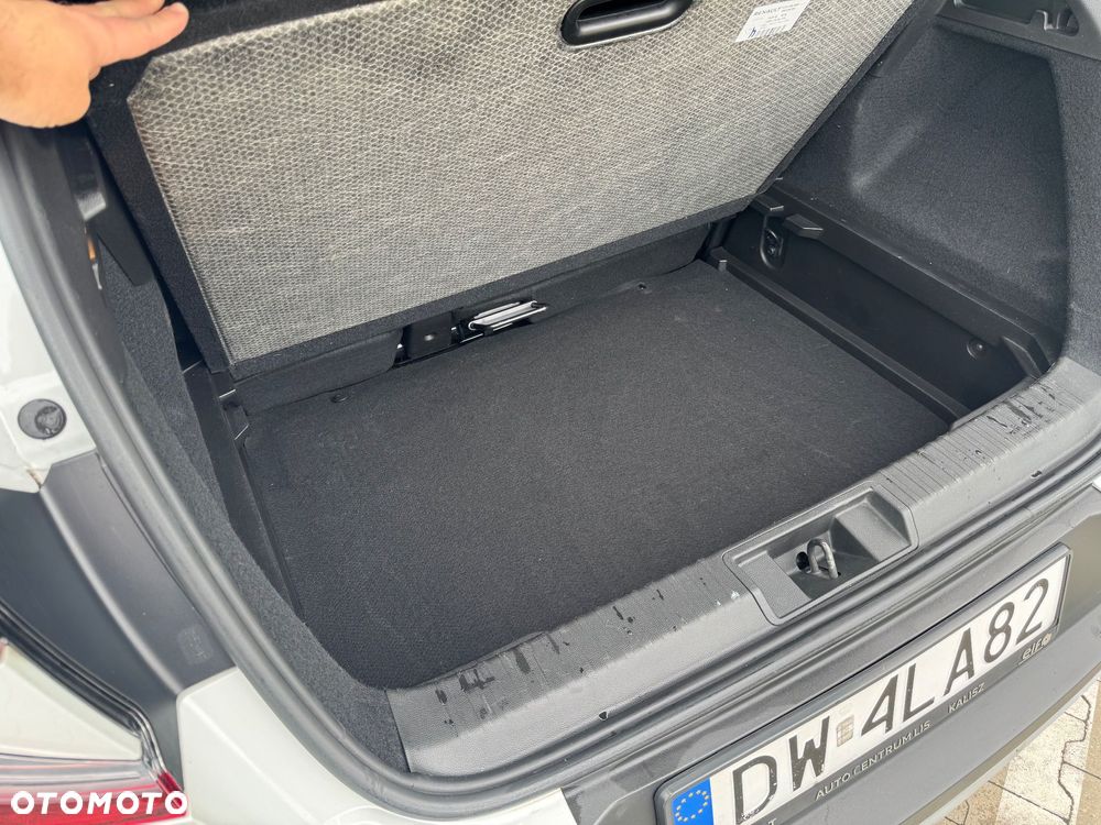Renault Captur 1.0 TCe Zen - 36