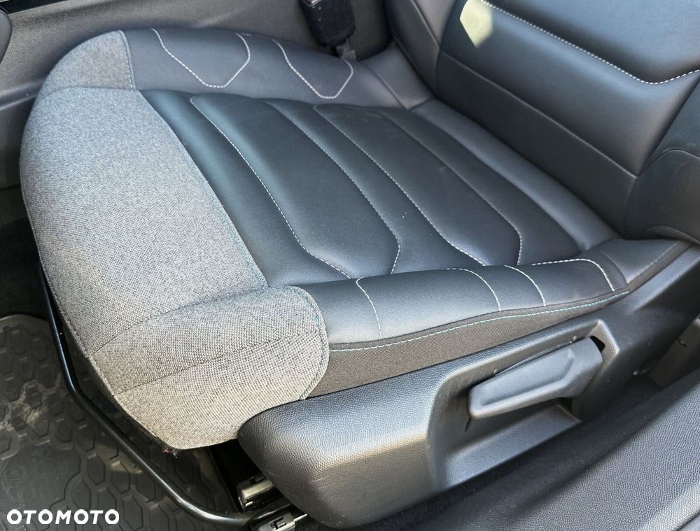 Citroën C4 1.2 PureTech Shine S&S EAT8 - 12