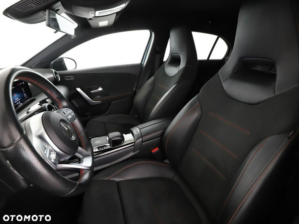 Mercedes-Benz Klasa A 180 7G-DCT Edition AMG Line - 14