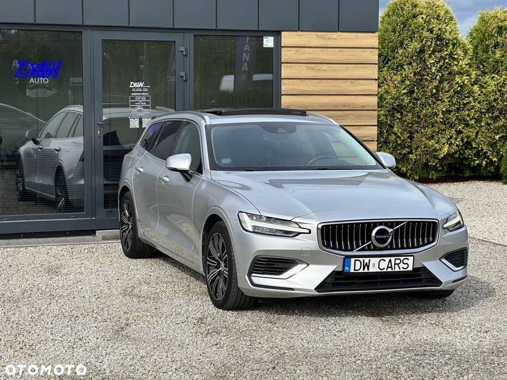 Volvo V60 T8 AWD Recharge Geartronic Inscription - 3