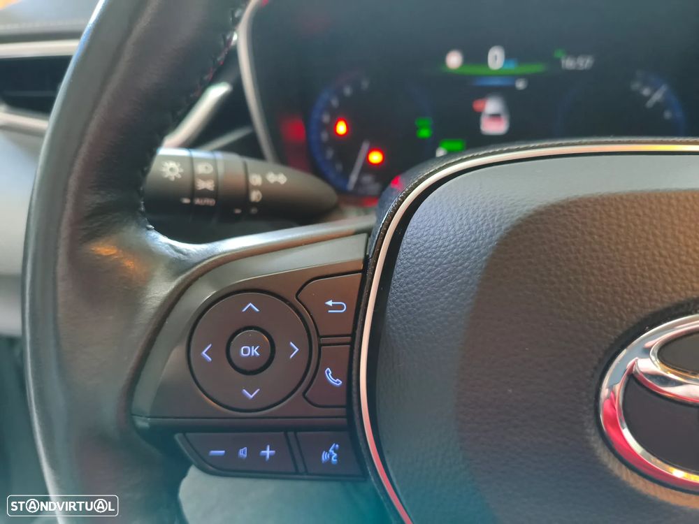 Toyota Corolla SD 1.8 Hybrid Luxury - 34