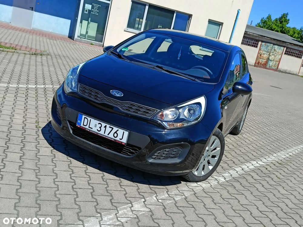 Kia Rio 1.2 Attract - 4