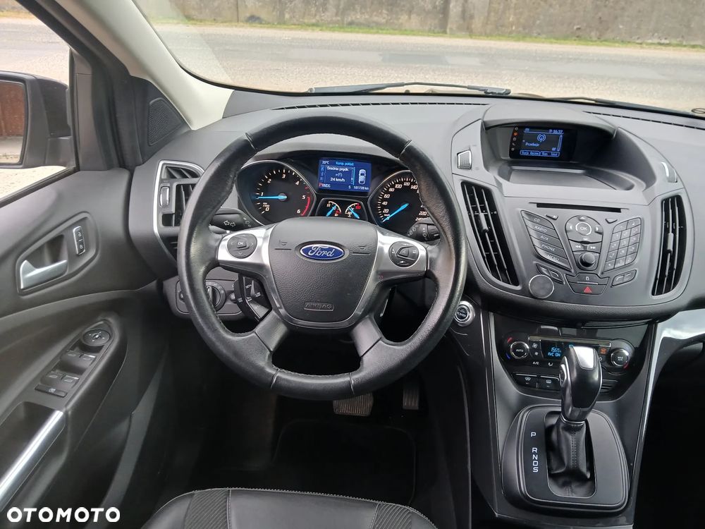 Ford Kuga 2.0 TDCi 4x4 Titanium - 24