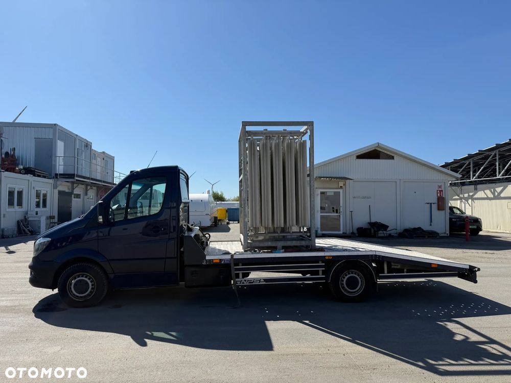 Mercedes-Benz Sprinter - 15