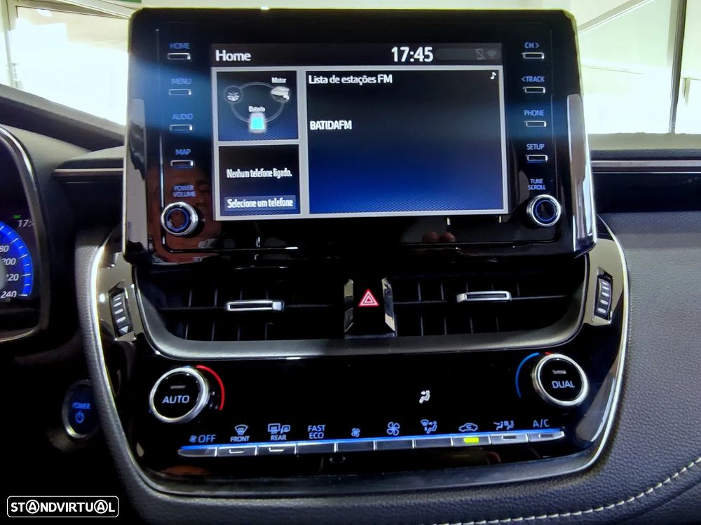 Toyota Corolla Touring Sports 1.8 Hybrid Trek - 16