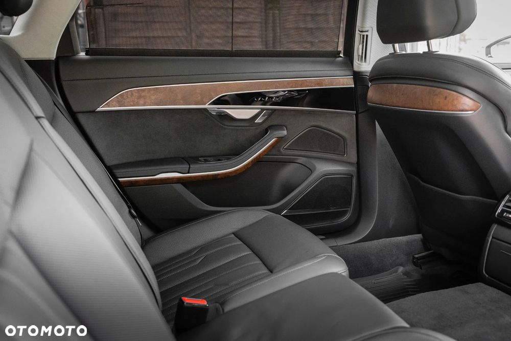 Audi A8 - 26