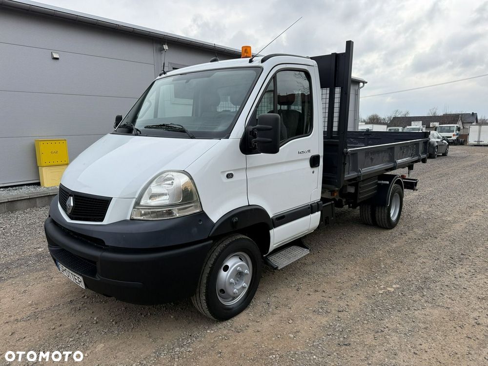 Renault Mascott