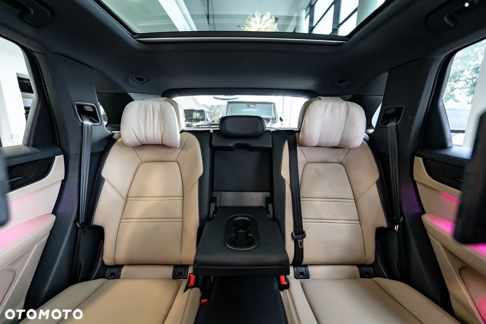 Porsche Cayenne Black Edition - 34