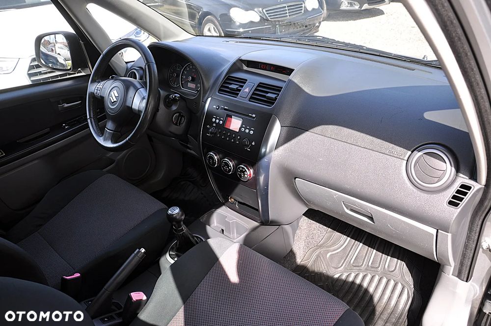 Suzuki SX4 - 18