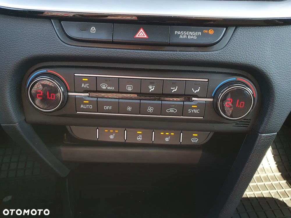 Kia Ceed 1.5 T-GDI L - 36