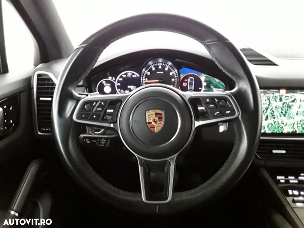 Porsche Cayenne Tiptronic S - 10