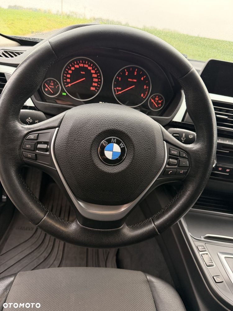 BMW Seria 3 - 10