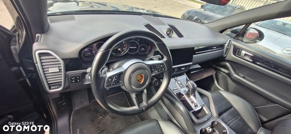 Porsche Cayenne E-Hybrid - 29