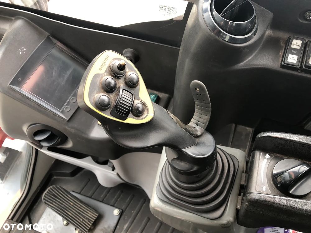 Takeuchi TB295W - 23