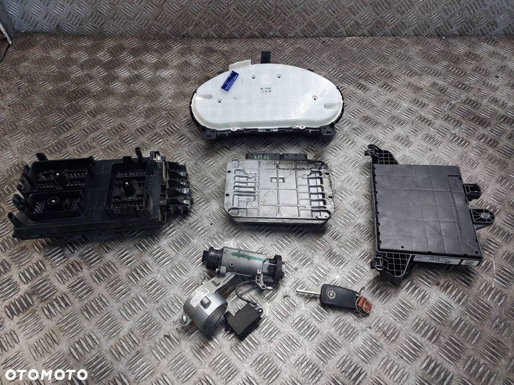 ZESTAW STARTOWY OPEL ASTRA J 55579893 13318784 13302301 13355672 - 9
