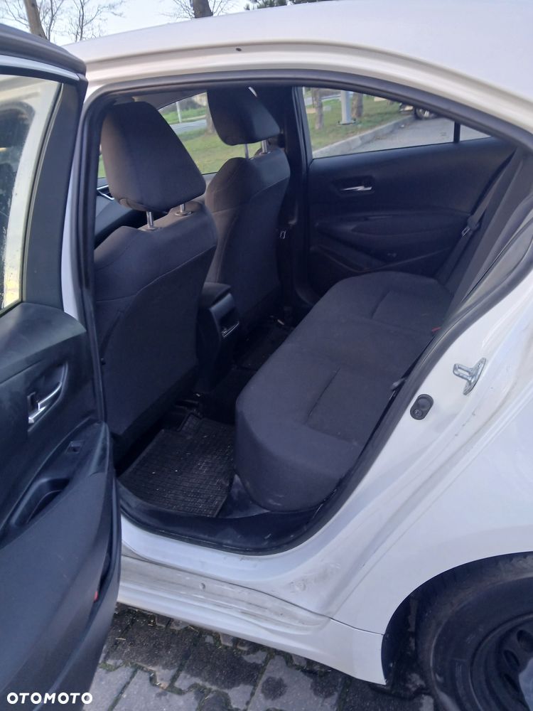 Toyota Corolla 1.6 Active - 11