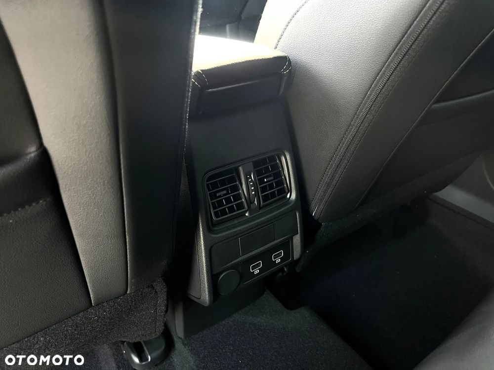 Renault Arkana 1.3 TCe mHEV Techno EDC - 11