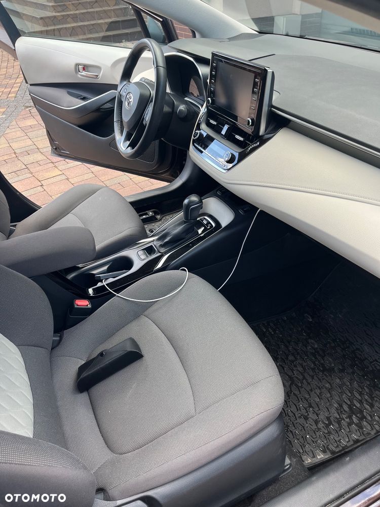 Toyota Corolla 2.0 Hybrid Comfort - 13