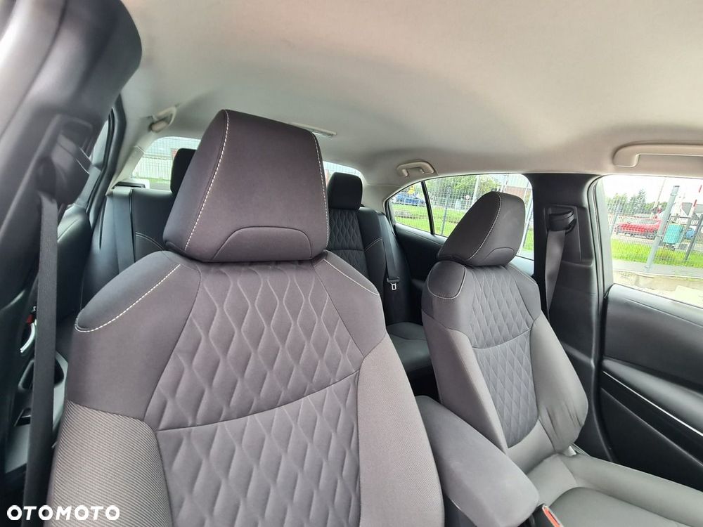 Toyota Corolla 1.8 Hybrid Comfort - 30