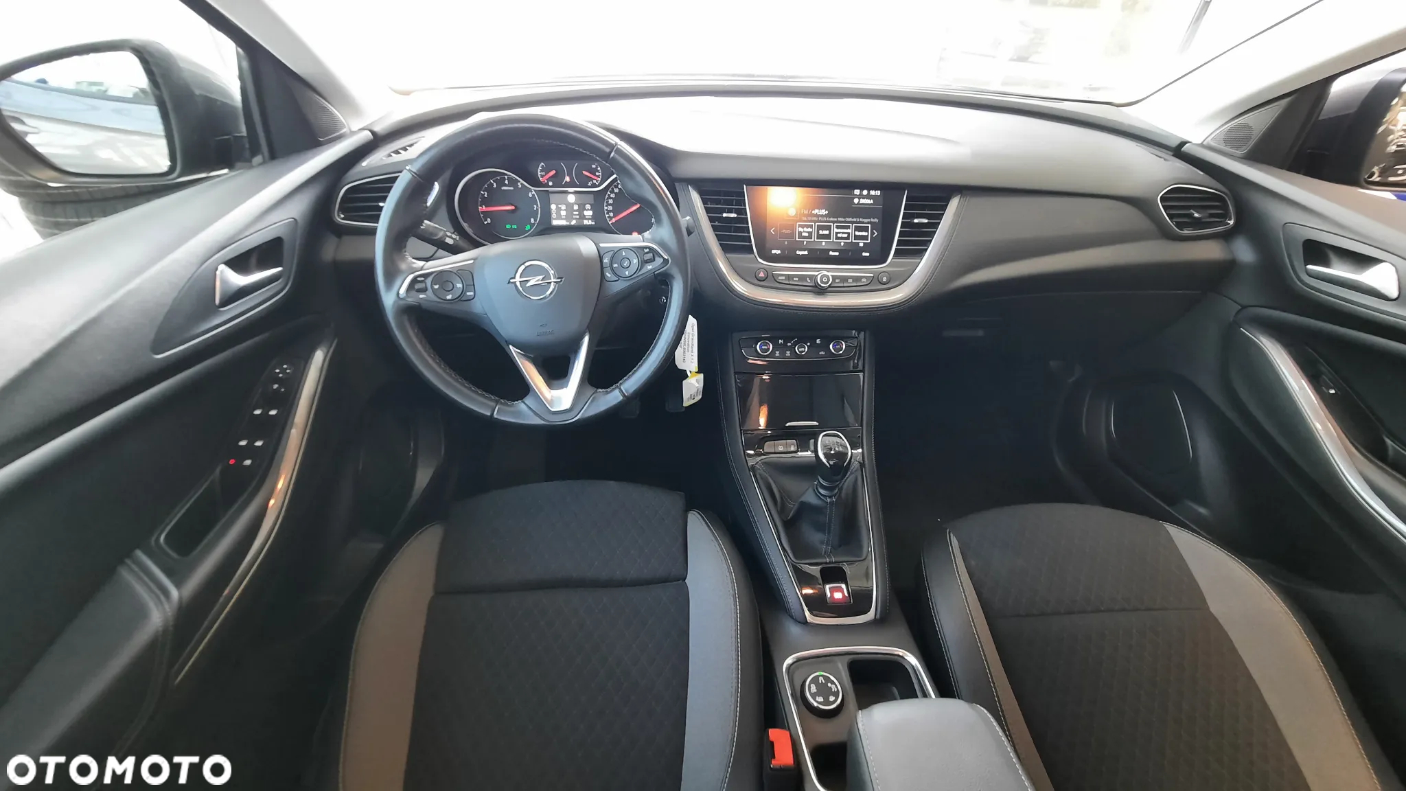 Opel Grandland X 1.2 Start/Stop Business INNOVATION - 29