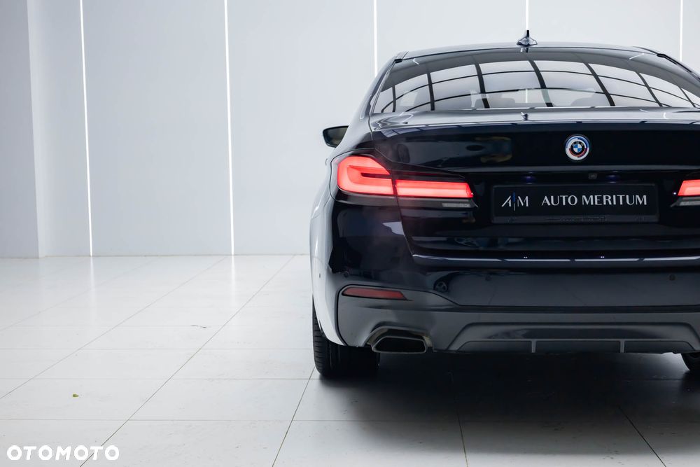 BMW Seria 5 540i xDrive mHEV M Sport sport - 13