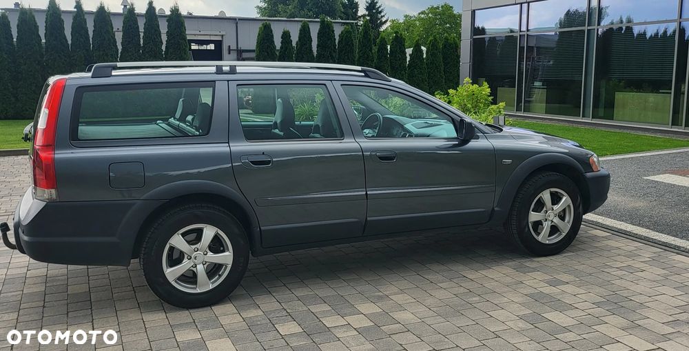 Volvo XC 70 2.4 AWD Automatik Momentum - 8