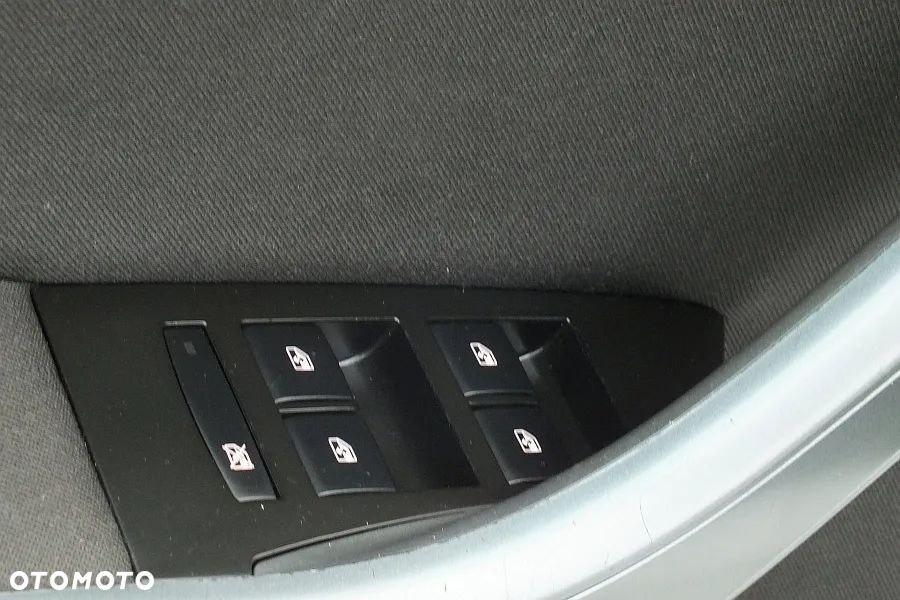 Opel Astra 1.7 CDTI Cosmo S&S - 7