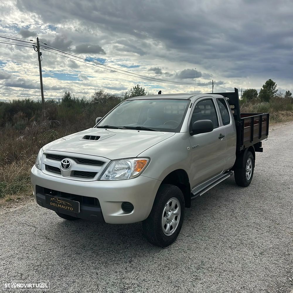 Toyota Hilux 2.5 D-4D 120 CV 4x4 - 4 Lugares - 1