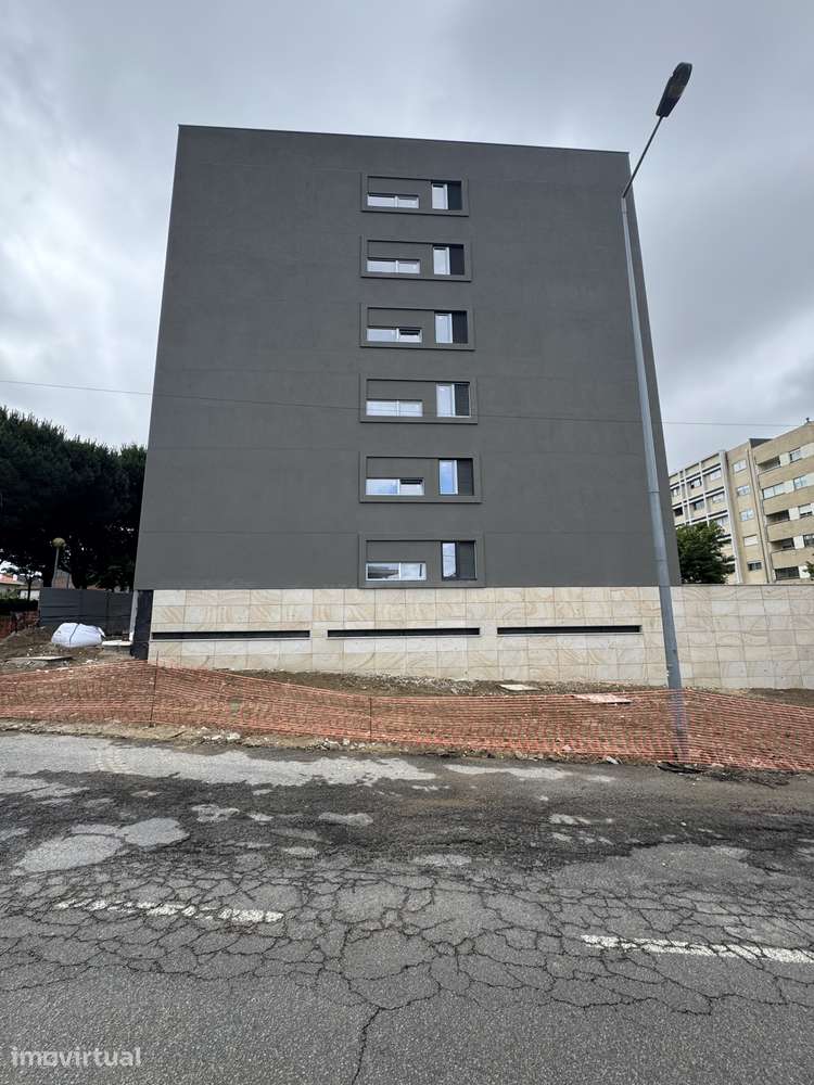 T2 Novo com varanda no Edifício Prime Living em Águas Santas - Grande imagem: 2/27