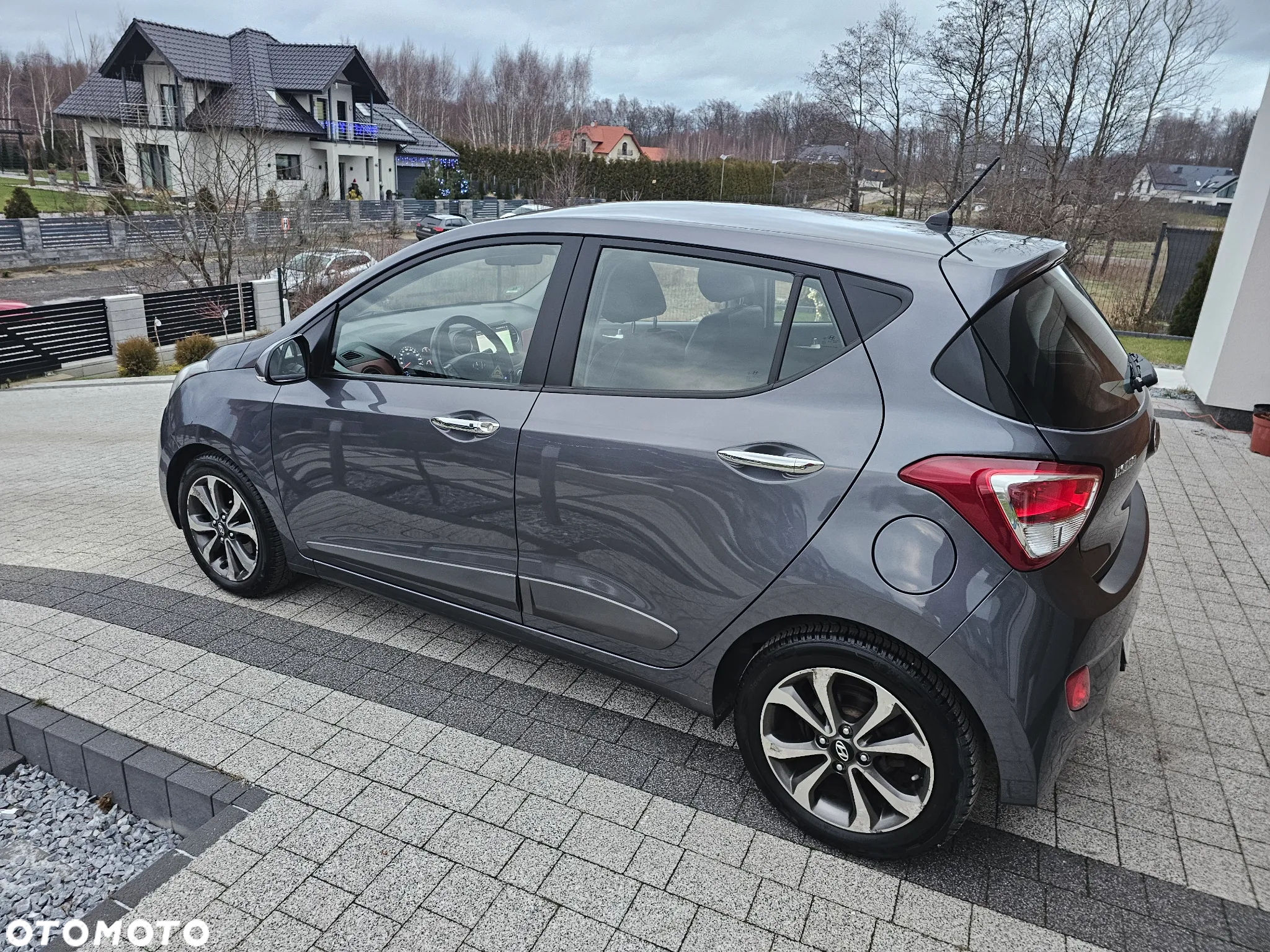 Hyundai i10 1.2 Premium - 20