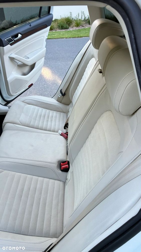Volkswagen Passat Variant - 19