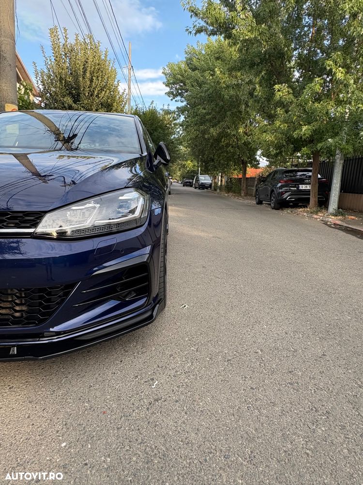 Volkswagen Golf 2.0 TDI DPF BMT DSG GTD - 33