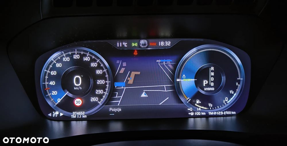 Volvo XC 90 T8 AWD Twin Engine Geartronic Momentum - 32