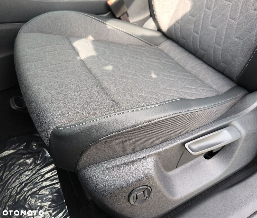 Volkswagen Tiguan - 13