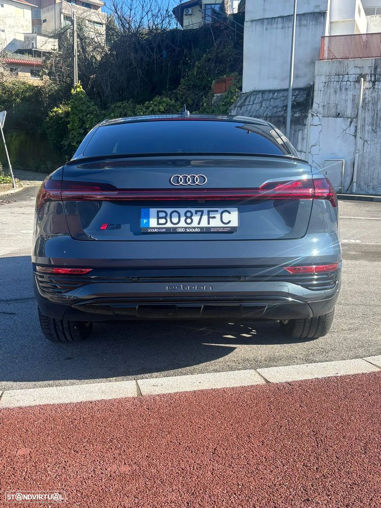 Audi Q8 e-Tron Sportback 55 quattro Advanced - 22