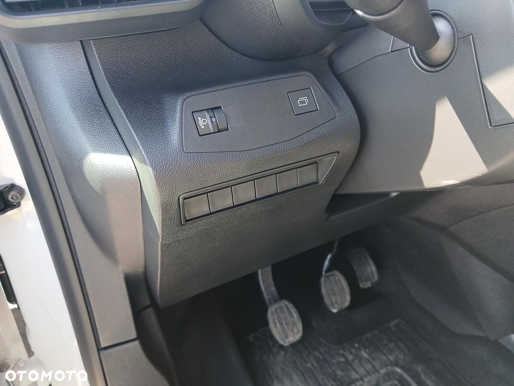 Toyota Proace City Verso Long 1.5 D-4D Business - 20