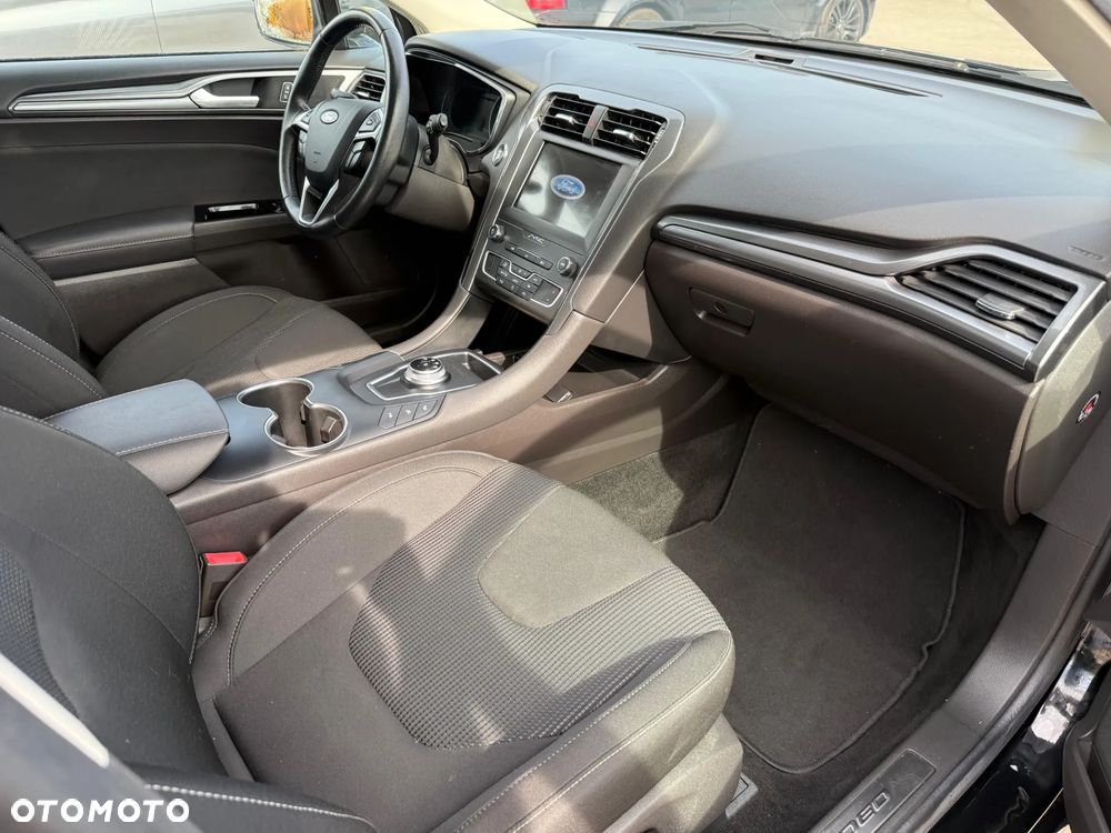 Ford Mondeo - 7