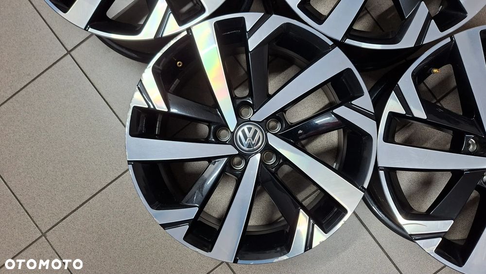 Felgi Aluminiowe 16 VW Polo VI 5x100 ET 47 Torsby - 2