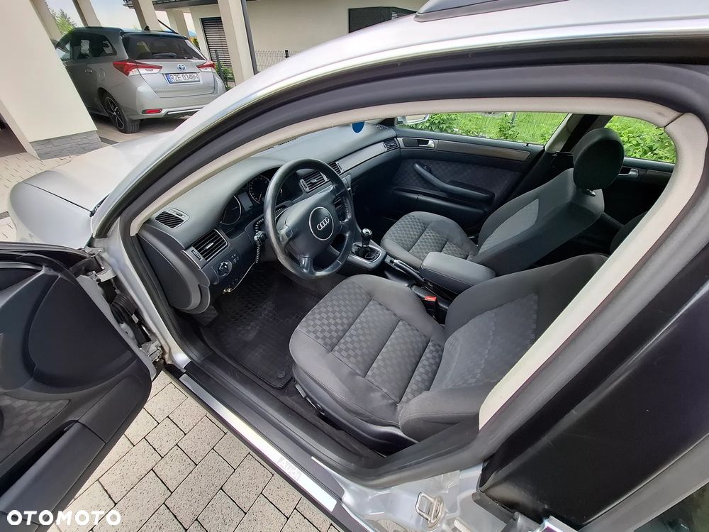 Audi A6 Avant 1.9 TDI - 15