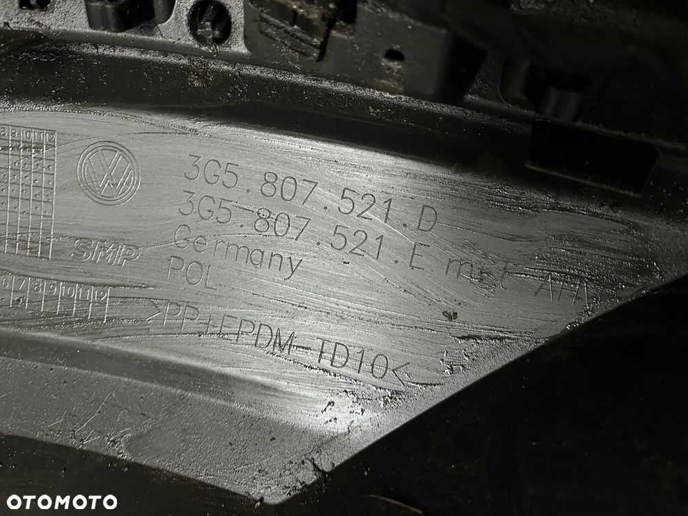 VW Passat B8 Zderzak tylny oryginał czarny 3G5807521D 3G5807521E - 6
