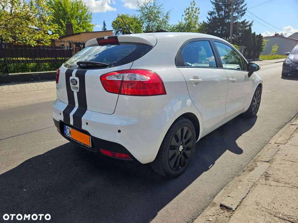 Kia Rio 1.2 Dream-Team Edition - 5