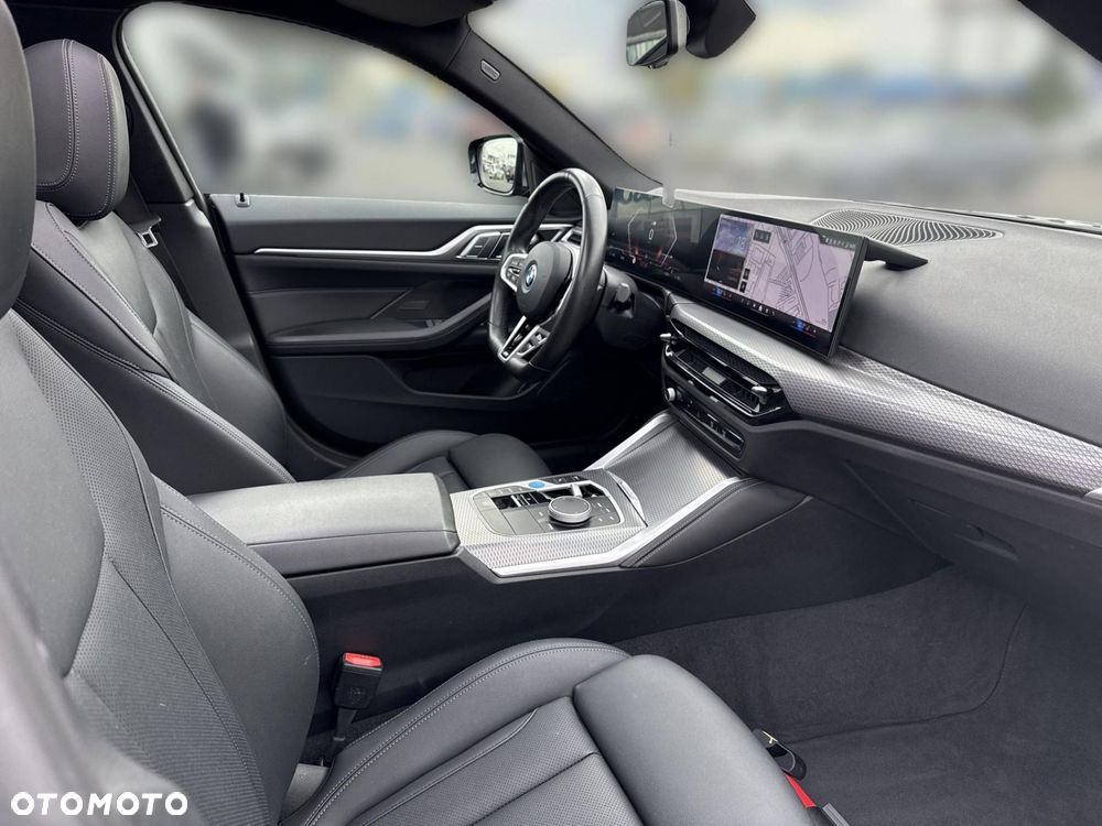 BMW i4 - 20