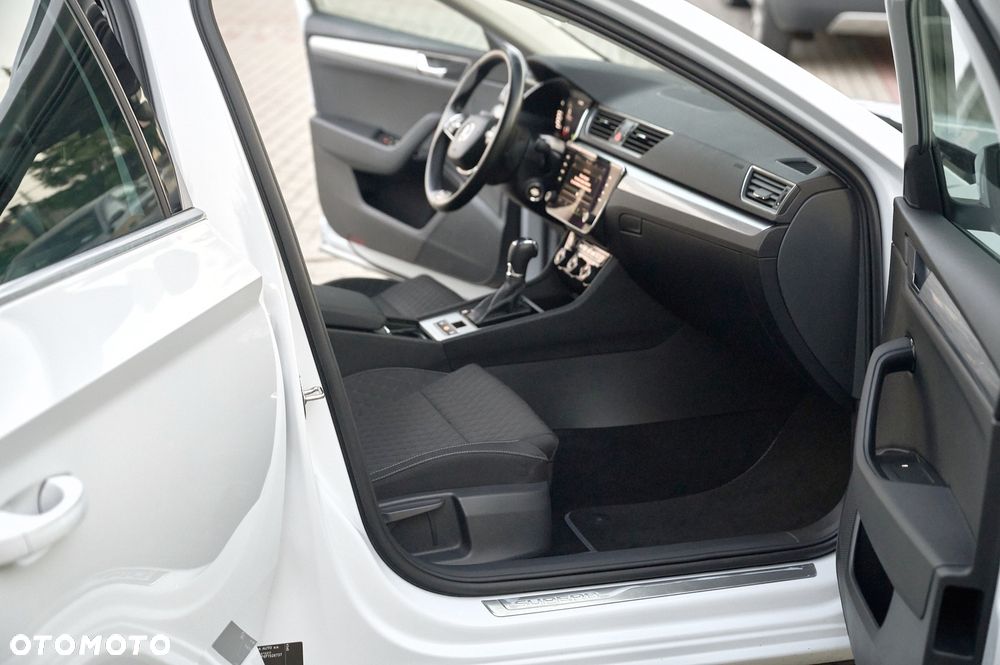 Skoda Superb 1.5 TSI Ambition DSG - 24