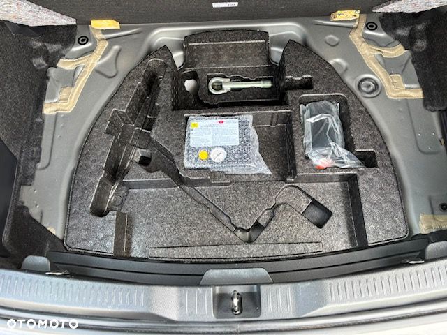 Toyota Auris 1.8 VVT-i Automatik Style Selection - 20