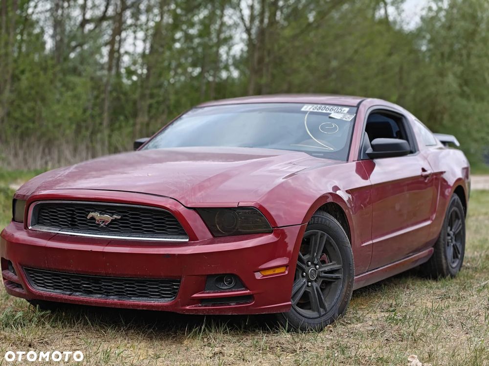Ford Mustang 3.7 V6 Premium - 2
