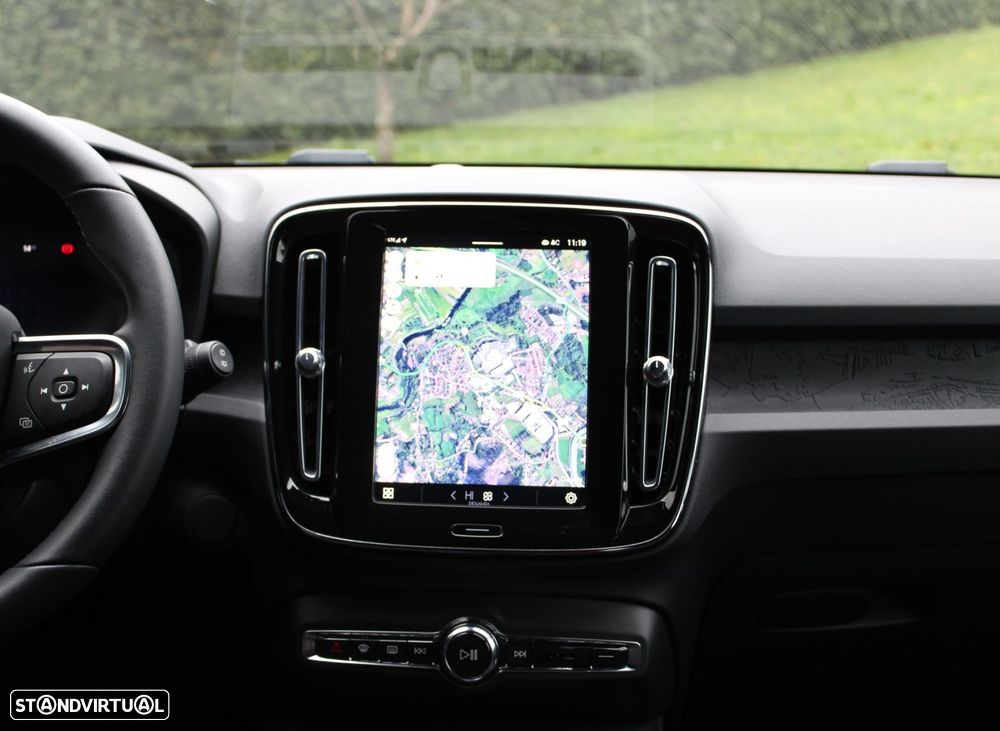 Volvo XC 40 Recharge Core - 5