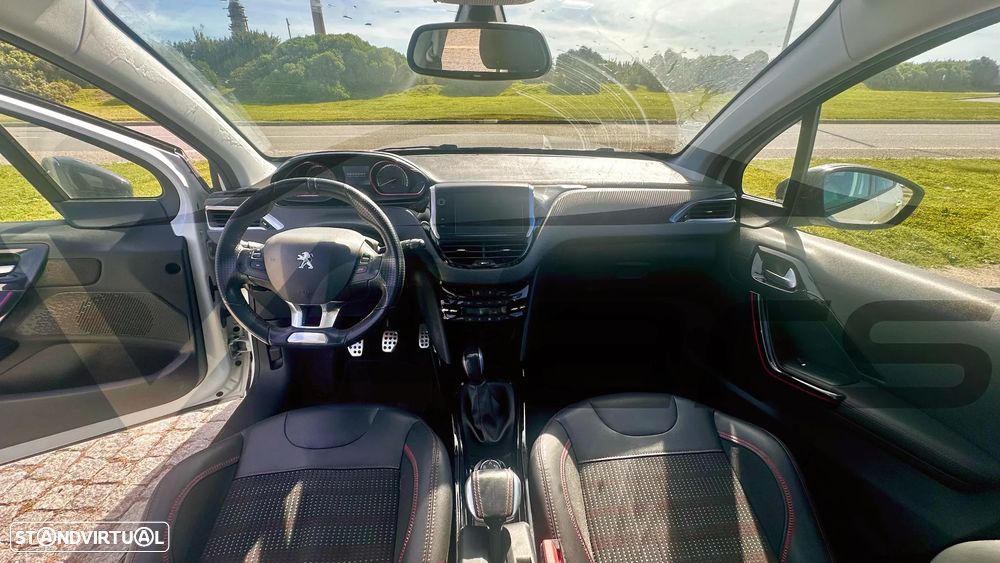 Peugeot 2008 PureTech 110 Stop&Start GT-Line Edition - 10